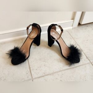 Brash Women's Black Fuzzy Fluffy Fur Feather Open-Toe Pump Heel Shoes Size 9